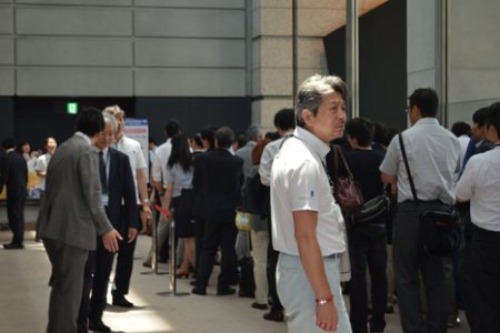 稲葉繁先生が日本顎咬合学会で上下顎同時印象による総入れ歯の発表をしました